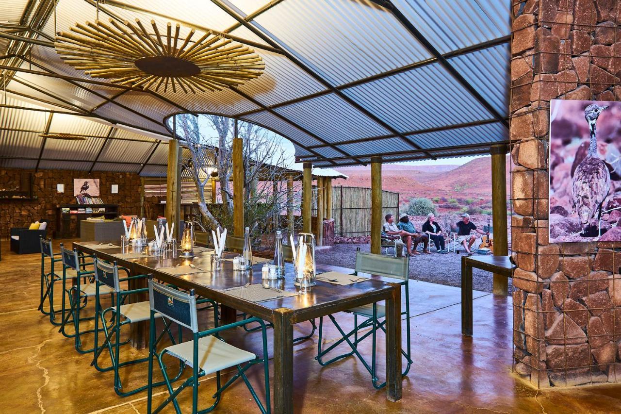 Etendeka Mountain Camp ดามาราลันด์ ภายนอก รูปภาพ